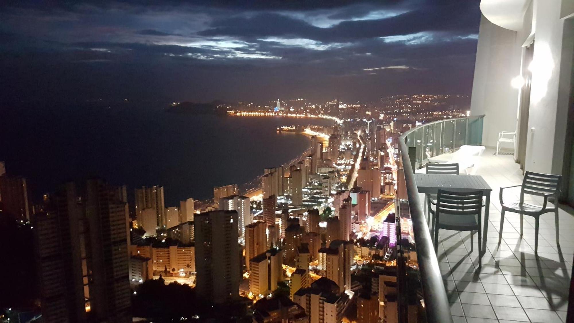 Deluxe Penthouse On The 42Nd Floor With Amazing Sea Views Benidorm Exterior foto